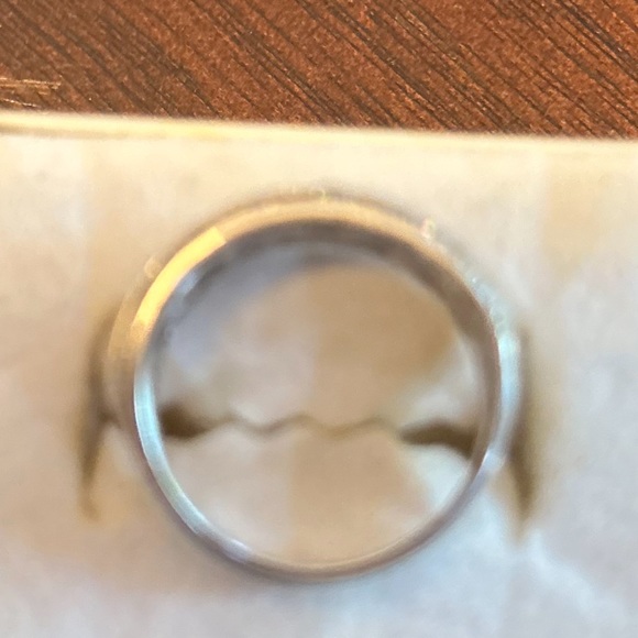 Levian White Gold Chocolate Band Size 7. - Picture 2 of 3